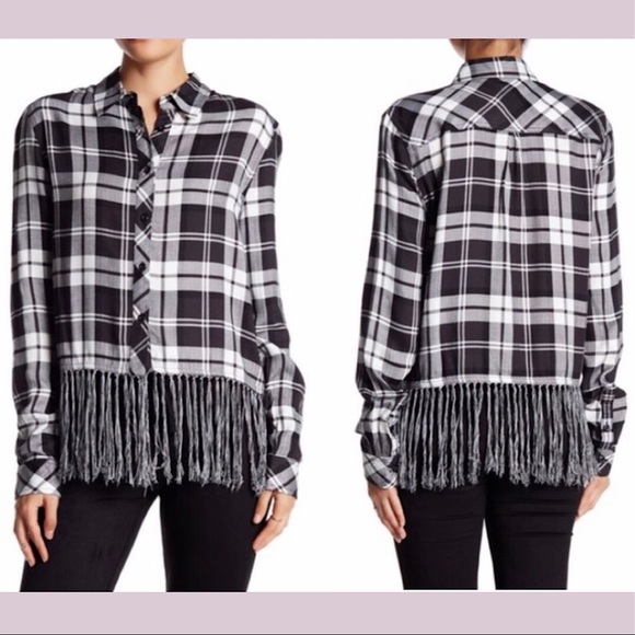 Romeo & Juliet Plaid Fringe Button Down BOGO ANY OFFER - Picture 6 of 7